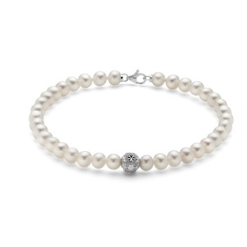 Oriental pearl and gold star ball bracelet