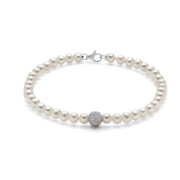 Bracelet with oriental pearls and diamond sphere