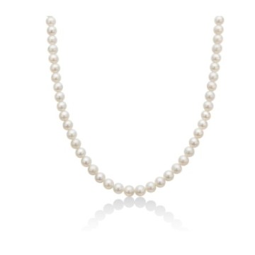 Oriental pearl necklace with white gold clasp